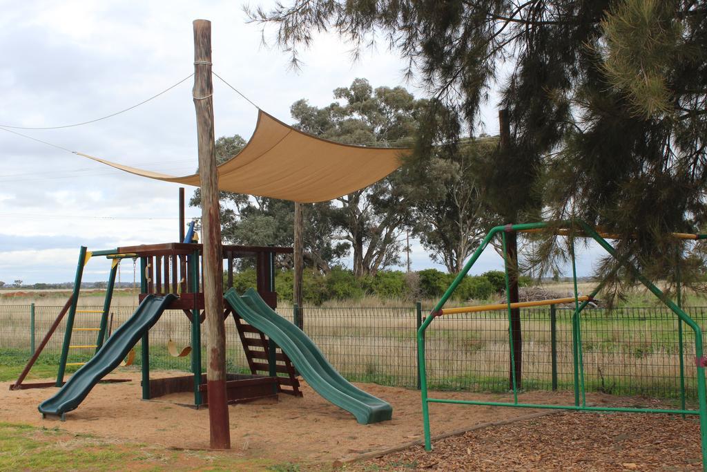 Aussie Cabins Hotel Dubbo Eksteriør billede
